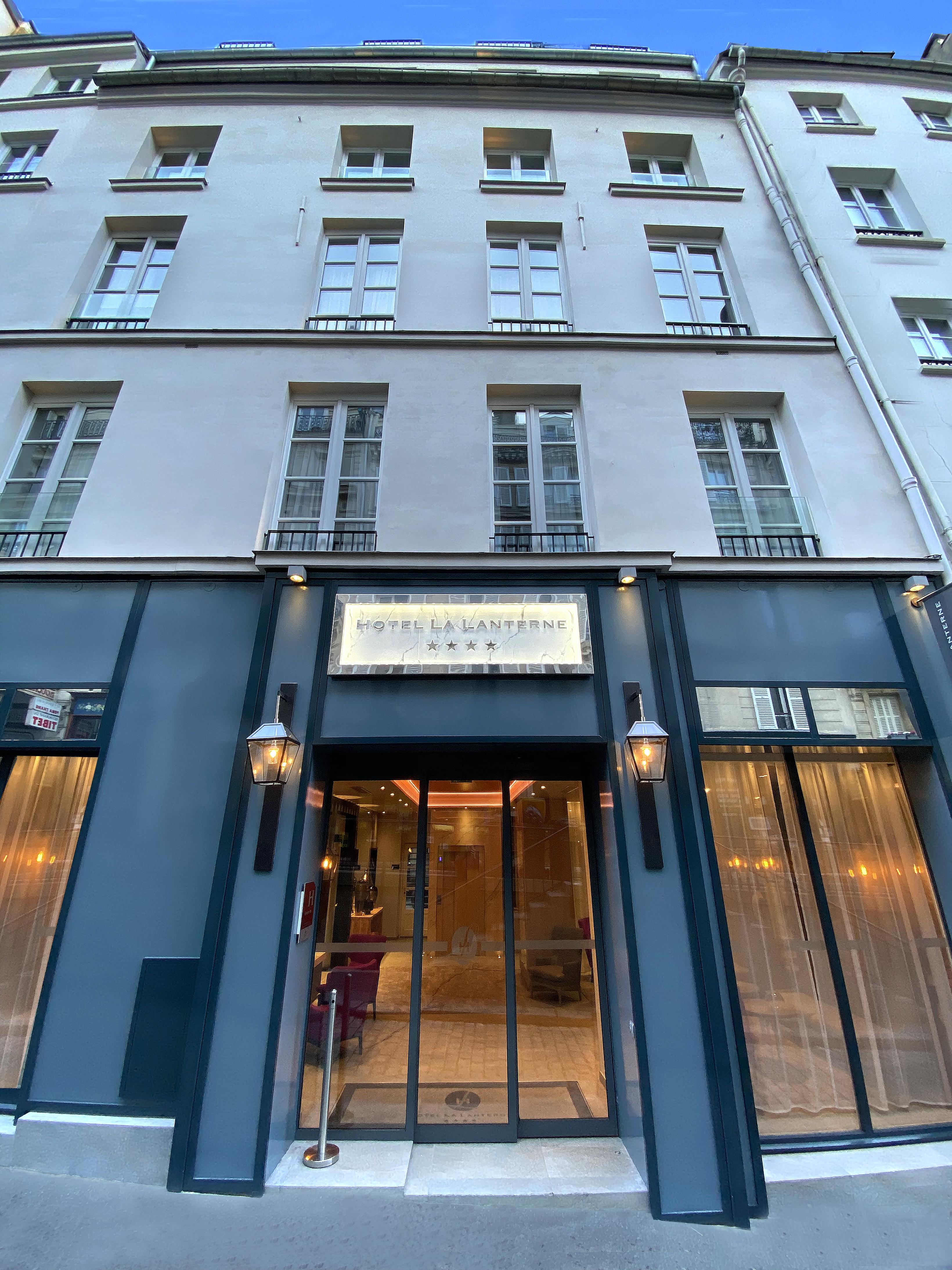 Hotel La Lanterne & Spa Paris Bagian luar foto
